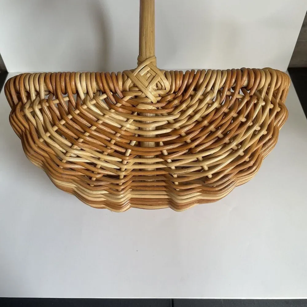 Vtg Buttocks Woven Basket Harvest‎ Egg Gathering Country Farmhouse Primitive